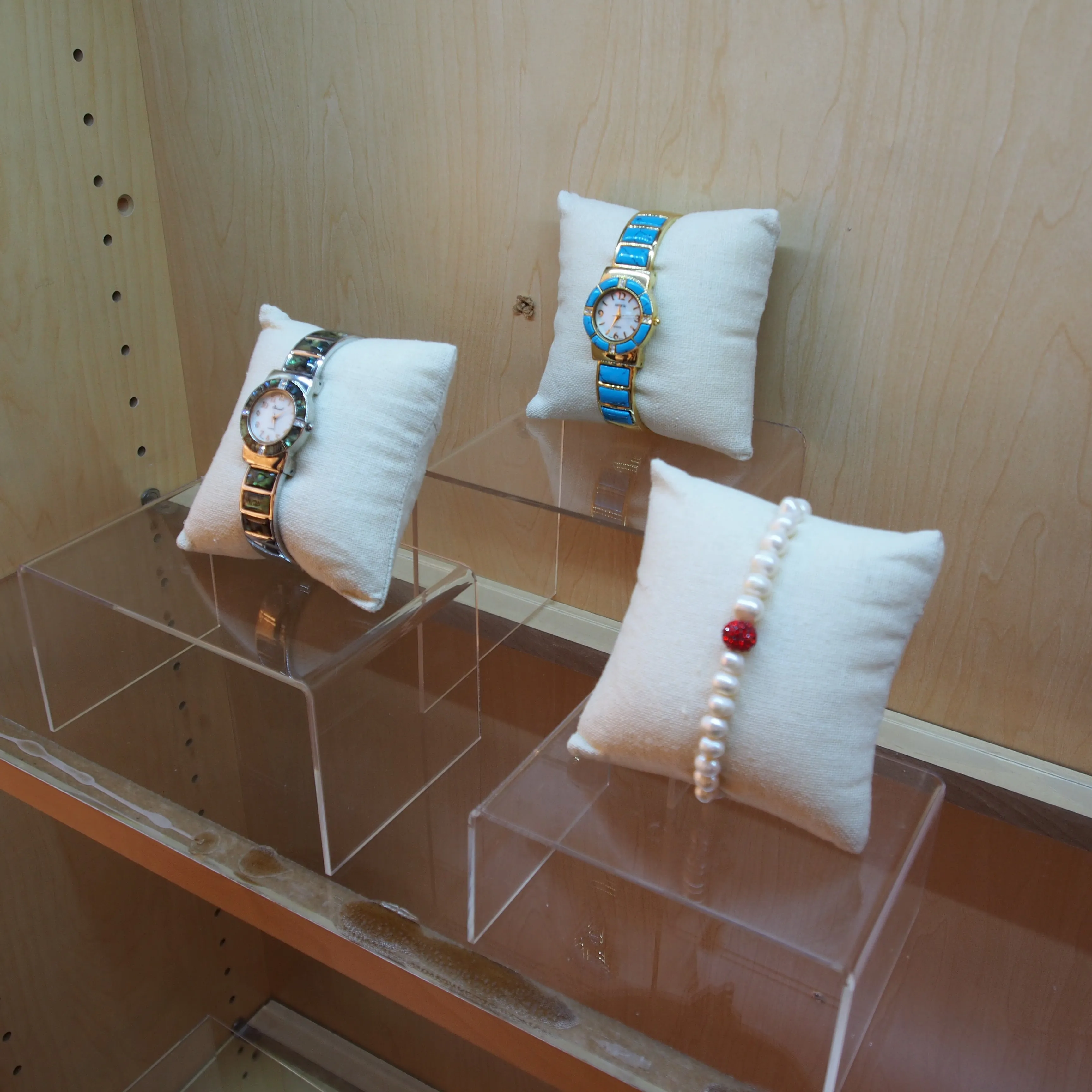 4" Beige Linen Pillow Displays