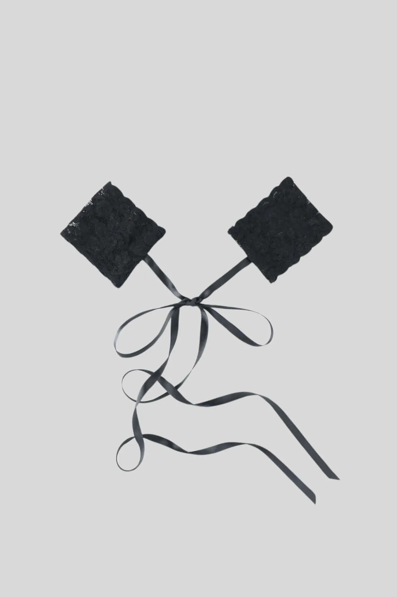 Lace Cuffs in Black