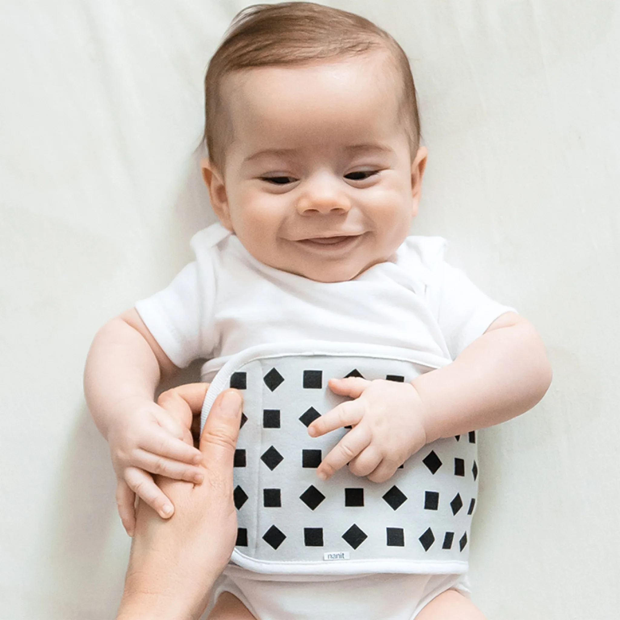 Nanit Pro Smart Baby Monitor & Wall Mount
