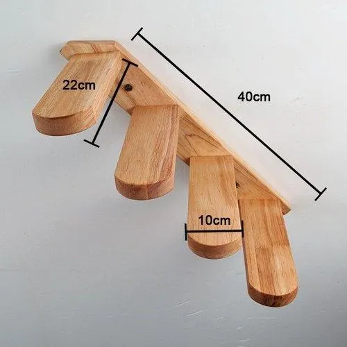Wall-mounted Cat Climbing Wooden Stairs